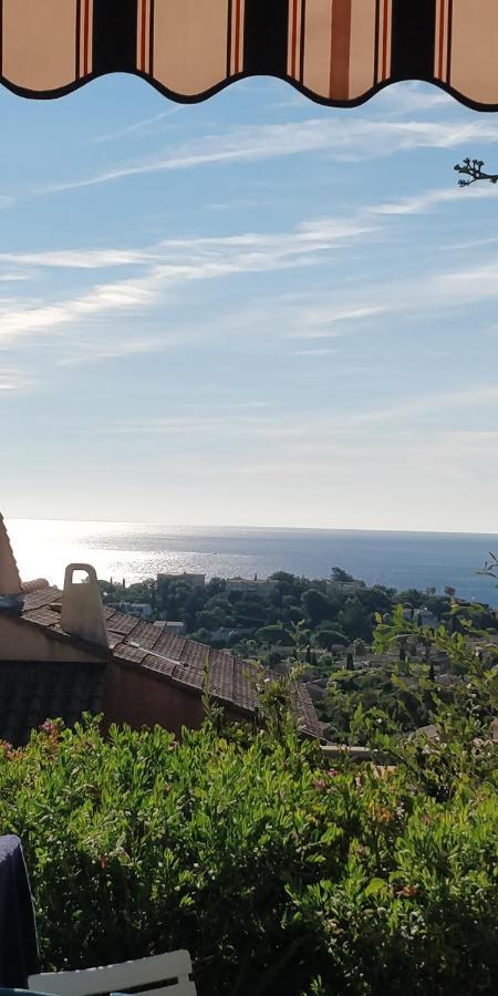 "Ti Sable" Agreable Studio Climatise, Jolie Vue Mer, Piscine A Cavalaire Sur Mer Golfe De St-Tropez Bagian luar foto
