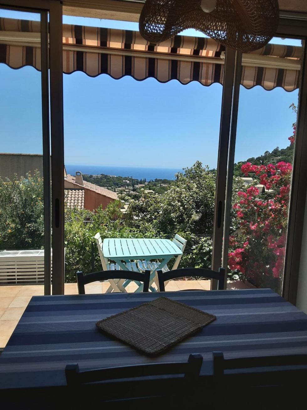 "Ti Sable" Agreable Studio Climatise, Jolie Vue Mer, Piscine A Cavalaire Sur Mer Golfe De St-Tropez Bagian luar foto